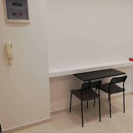 White Lux Apartment For 2 Vipgreece Athens Ngoại thất bức ảnh
